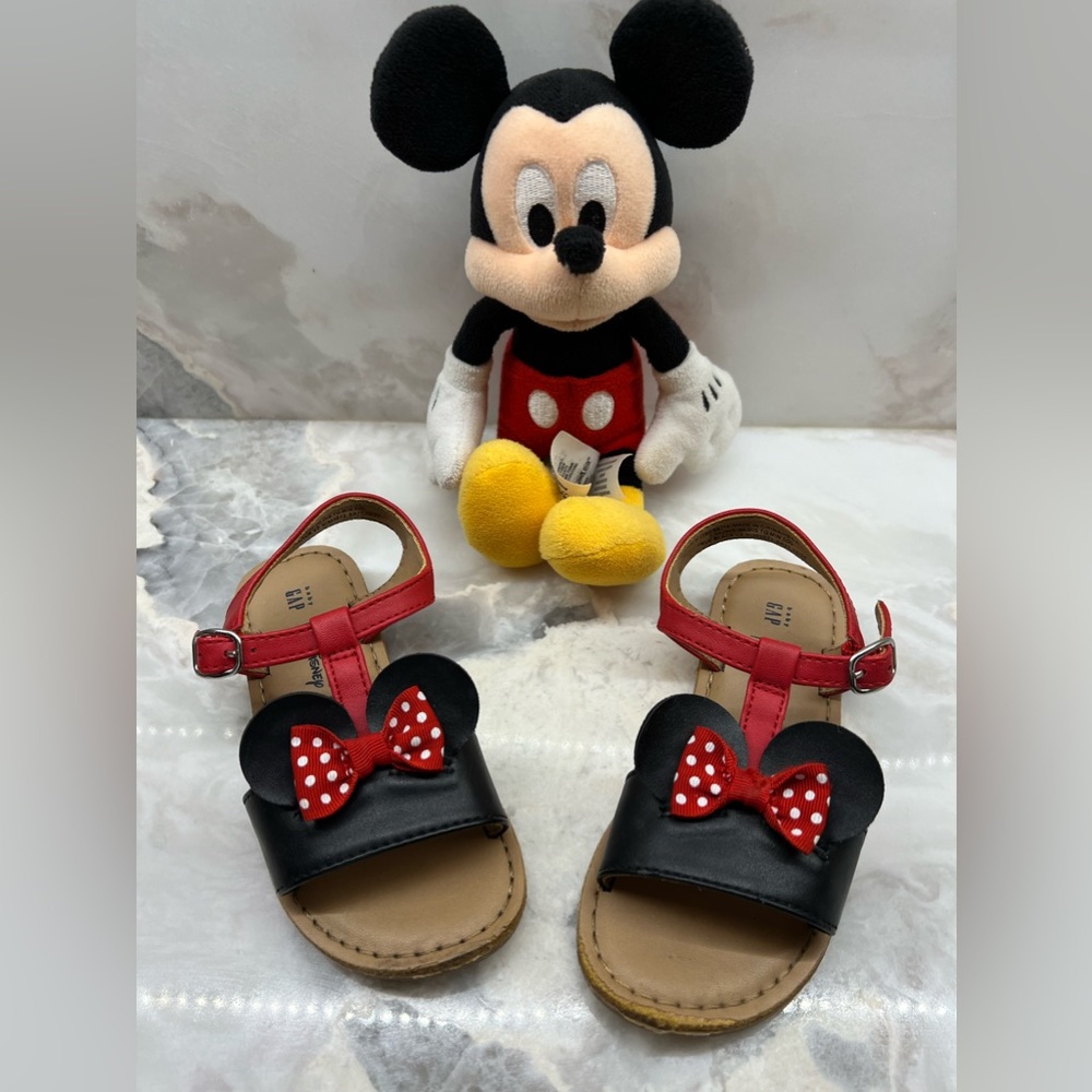 Minnie Mouse Gap Disney girls sandals size 9